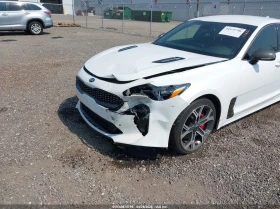 Kia Stinger 3.3l Gt, снимка 6