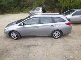 Toyota Auris, снимка 2