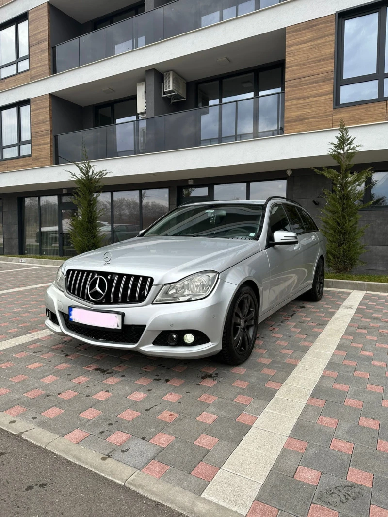 Mercedes-Benz C 200 ПРОДАДЕН/FACELIFT//ОБСЛУЖЕН//РЕГИСТИРАН//ТОП, снимка 1 - Автомобили и джипове - 46761443