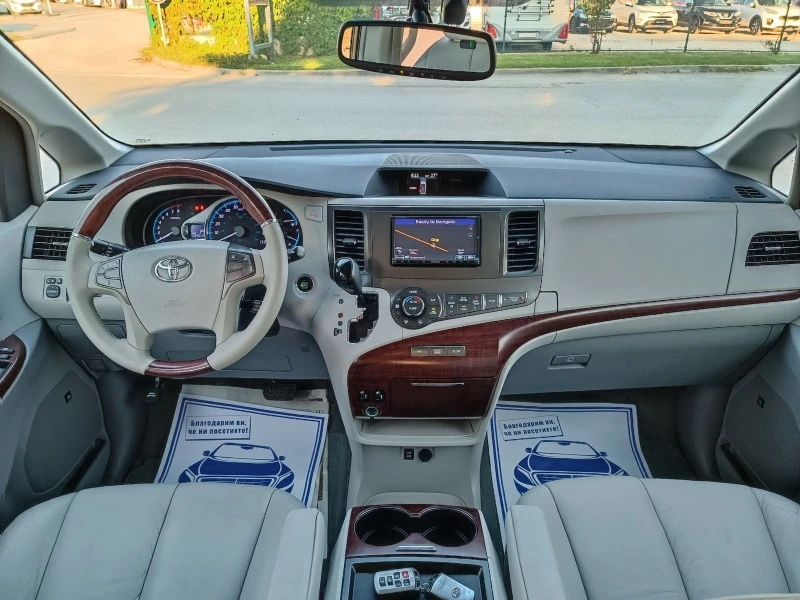 Toyota Sienna 3.5i-267кс-ШВЕЙЦАРИЯ-АВТОМАТ-4Х4-Keyless-FULL , снимка 13 - Автомобили и джипове - 45990565