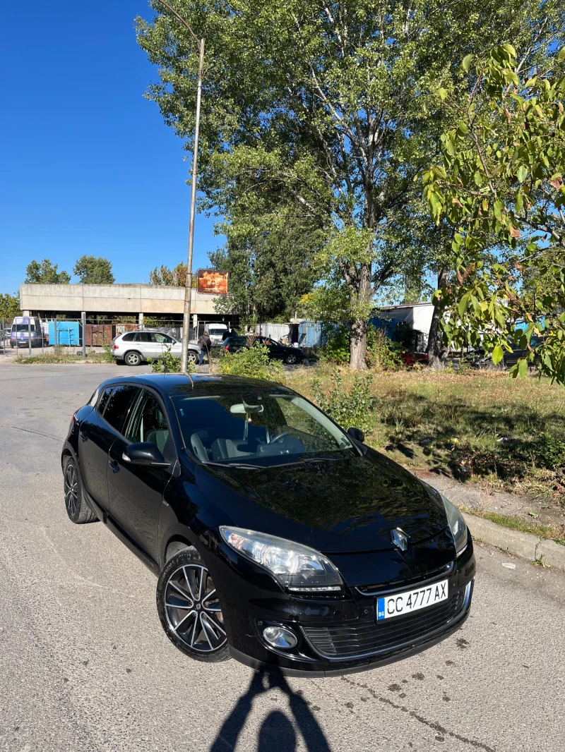 Renault Megane BOSE/149000км/ОБСЛУЖЕНА, снимка 1 - Автомобили и джипове - 47426061