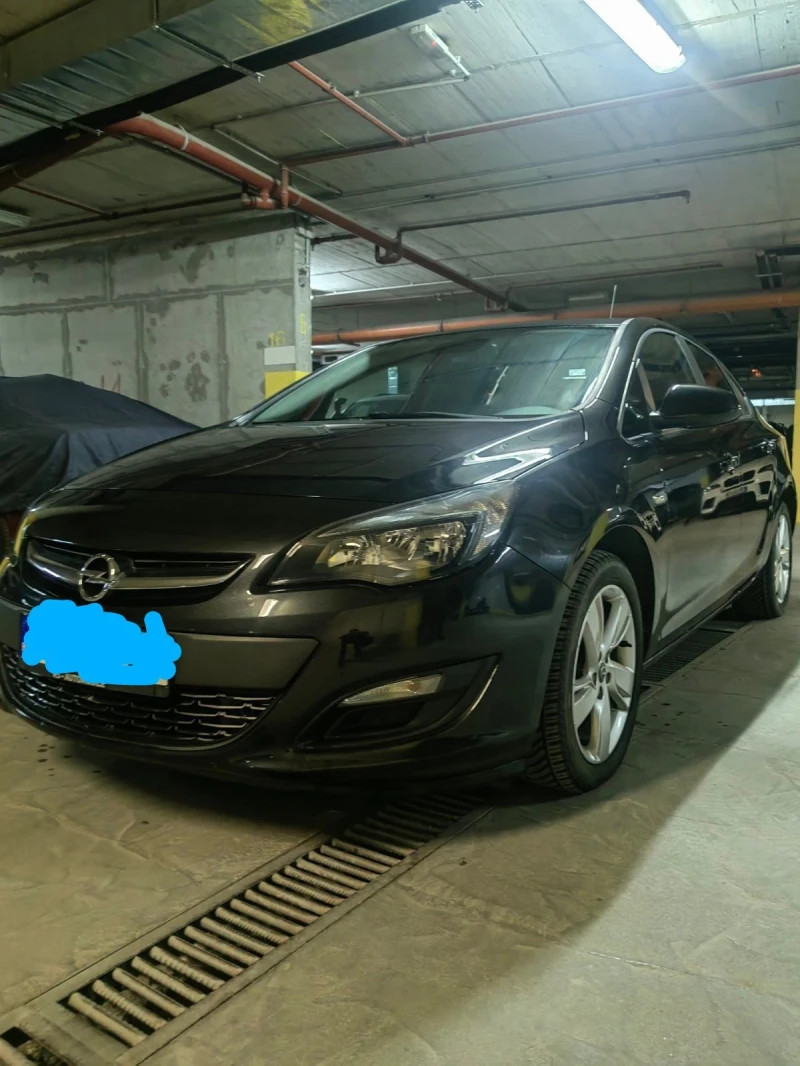 Opel Astra J, снимка 1 - Автомобили и джипове - 47856900