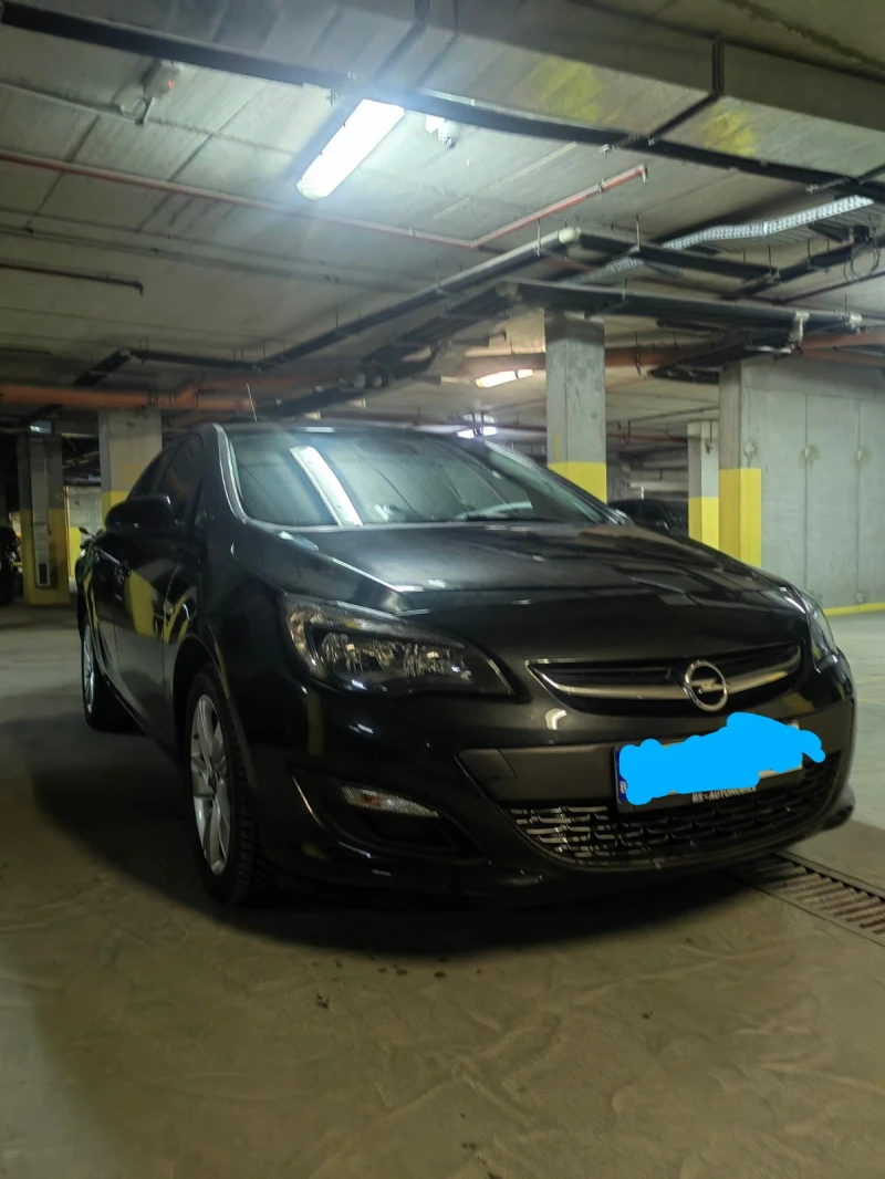 Opel Astra J, снимка 3 - Автомобили и джипове - 47856900