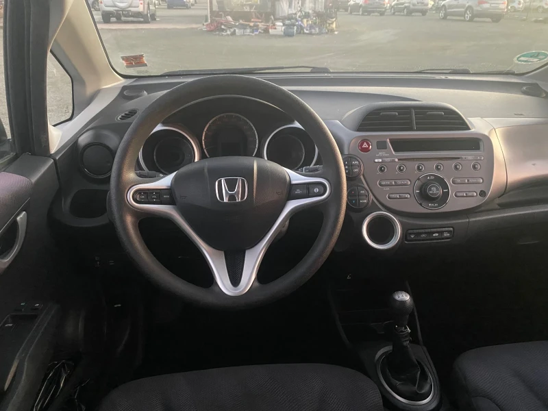 Honda Jazz 1.4, снимка 8 - Автомобили и джипове - 48383451