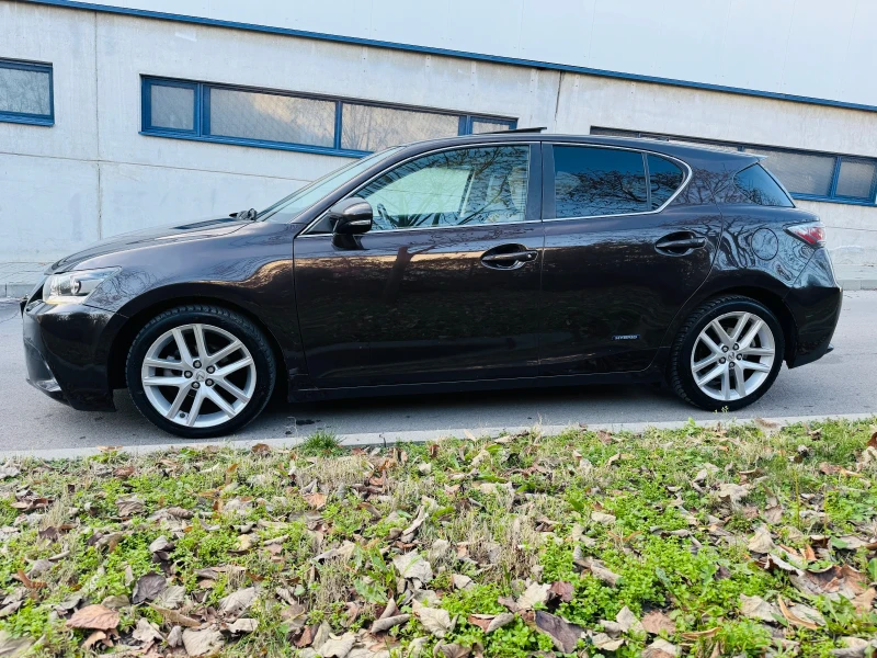 Lexus CT 200h Luxury, снимка 4 - Автомобили и джипове - 48403923