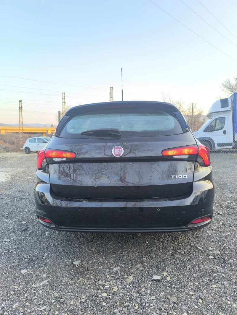 Fiat Tipo 1.6 Jtdm, снимка 4 - Автомобили и джипове - 49245220