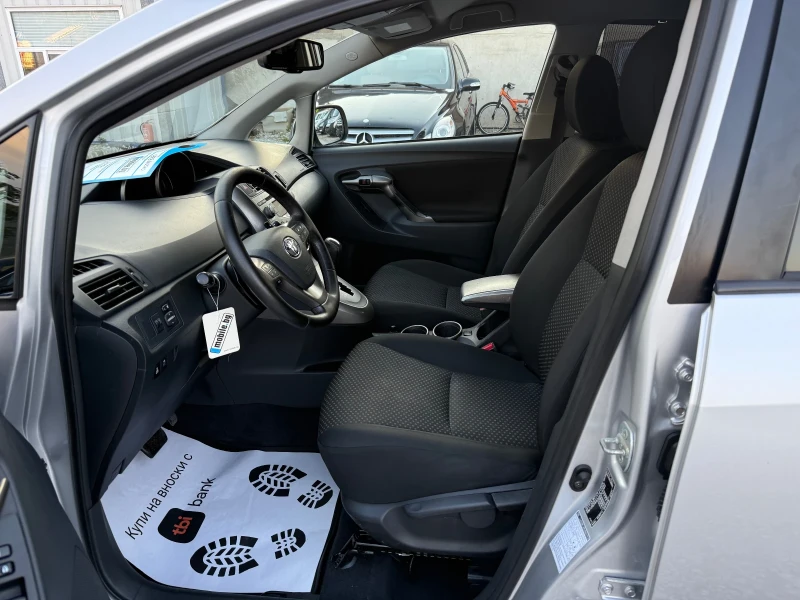 Toyota Verso 2.2 D4-D 150ps AUTOMAT, снимка 10 - Автомобили и джипове - 51356673