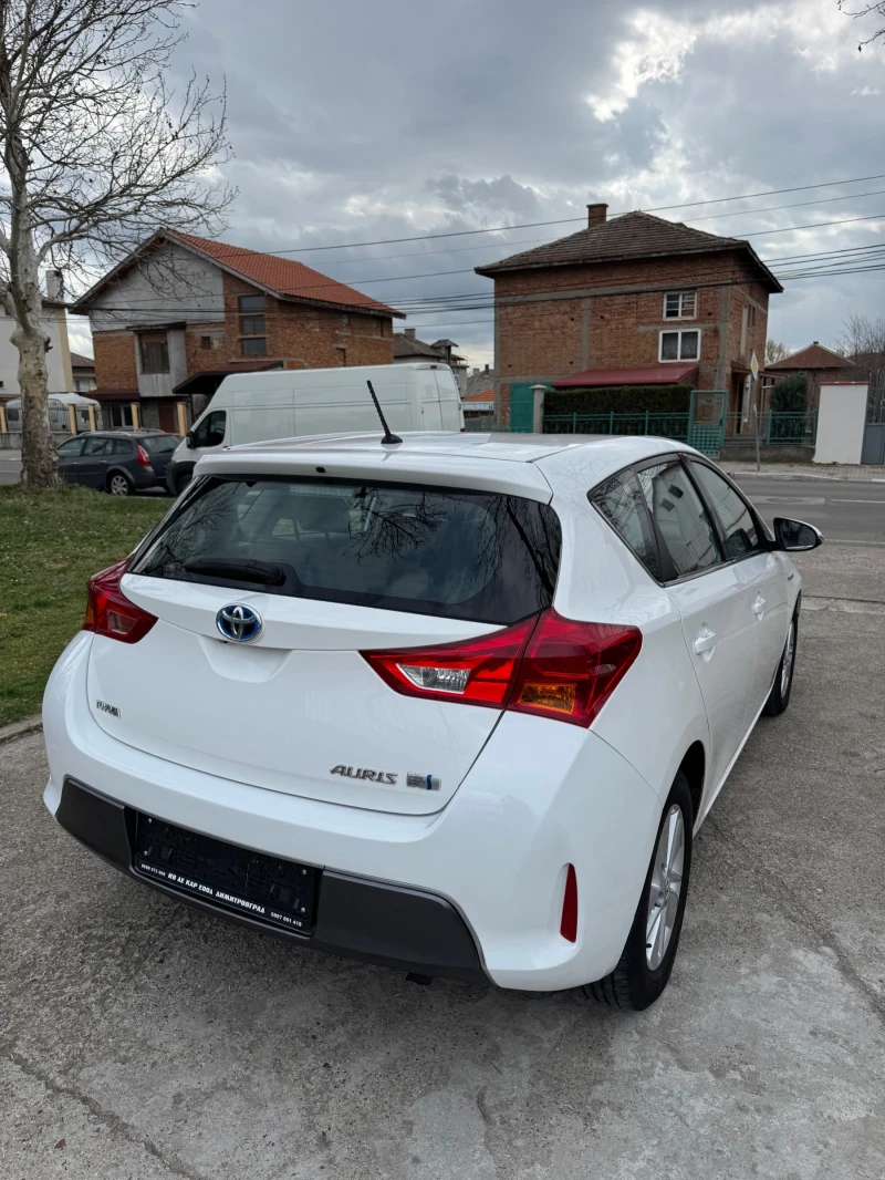 Toyota Auris 1.8 VVT-i HYBRID/BENZIN E, снимка 5 - Автомобили и джипове - 51217768