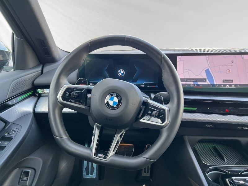 BMW 520 d M-SPORT PAKET LED 360-CAMERA HEAD UP , снимка 8 - Автомобили и джипове - 51526729