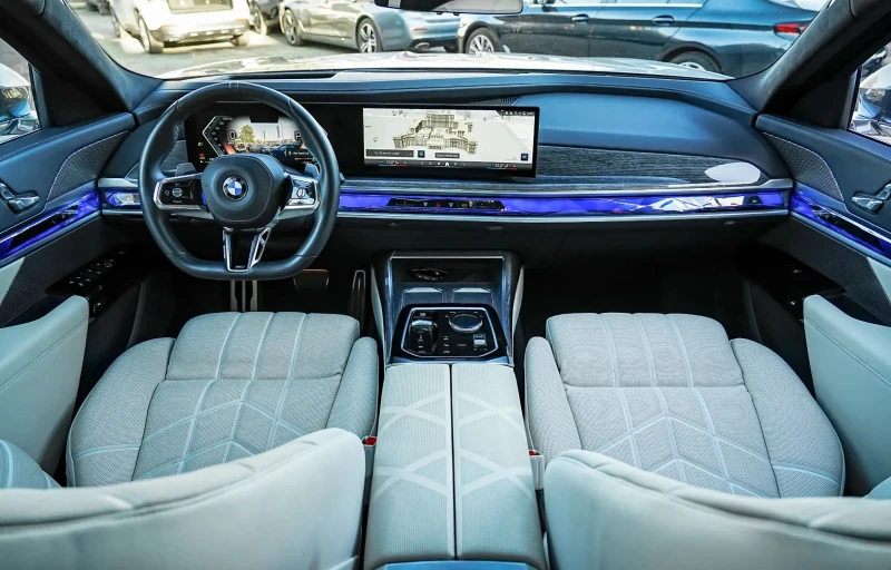 BMW 740 M-Sport xDrive MhEV, Massage, B/W, снимка 5 - Автомобили и джипове - 52194400