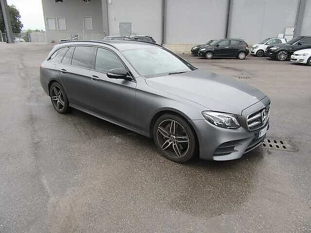 Mercedes-Benz E 400 AMG/MANUFAKTUR/FACE, снимка 2 - Автомобили и джипове - 48520782