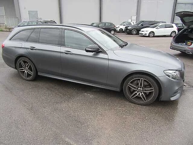 Mercedes-Benz E 400 AMG/MANUFAKTUR/FACE, снимка 6 - Автомобили и джипове - 48520782