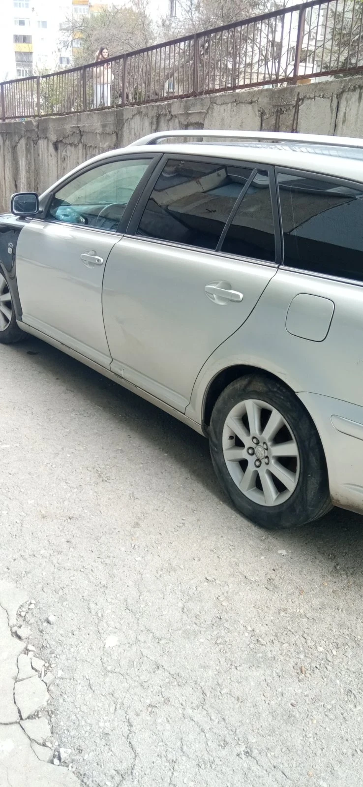 Toyota Avensis  - изображение 3