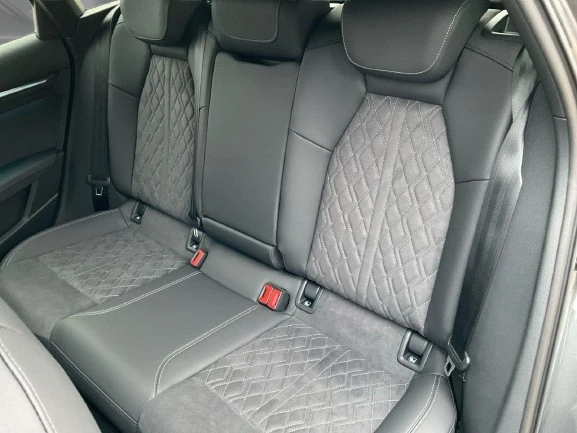 Audi A3 Sportback 40 TFSI Quattro S-line = NEW = �������� | Mobile.bg � ����������� 12