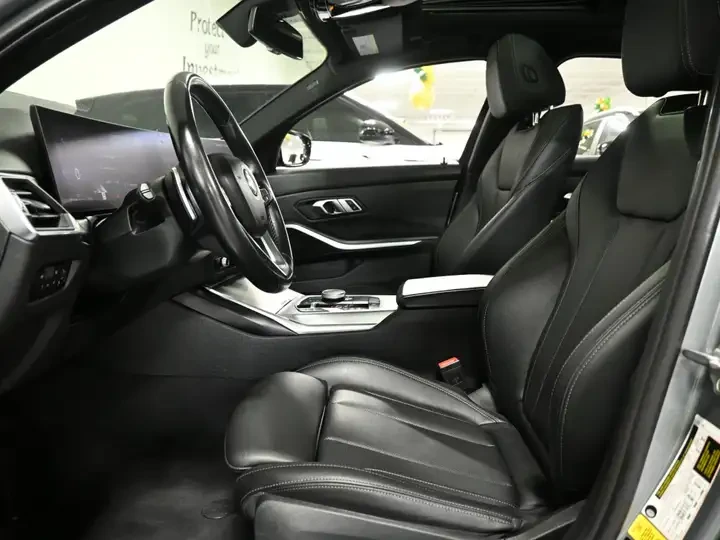 BMW 330 * 330i xDrive No Accident Navigation Sunroof Remot, снимка 10 - Автомобили и джипове - 55152543