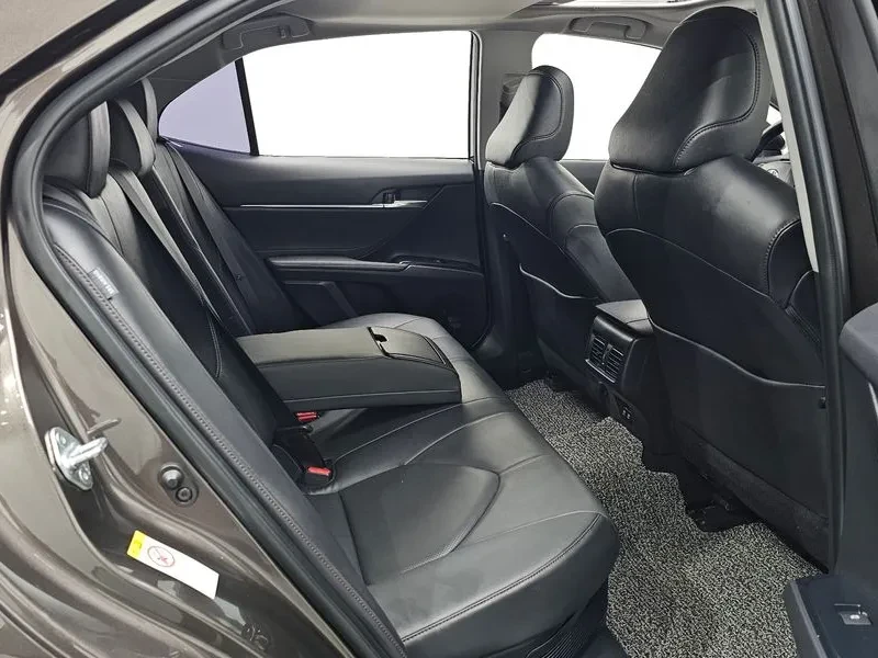 Toyota Camry Hybrid* �������* �������* ������ | Mobile.bg � ����������� 11