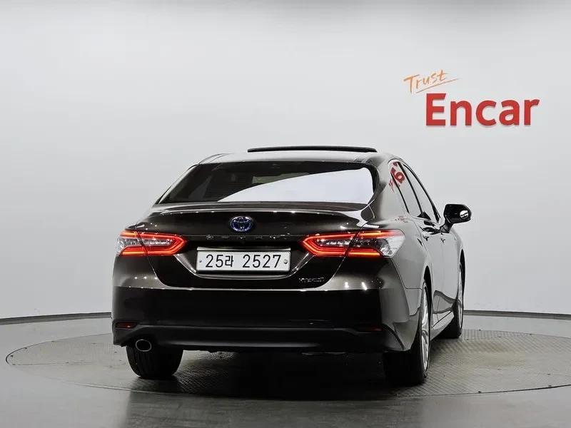 Toyota Camry Hybrid* �������* �������* ������ | Mobile.bg � ����������� 3