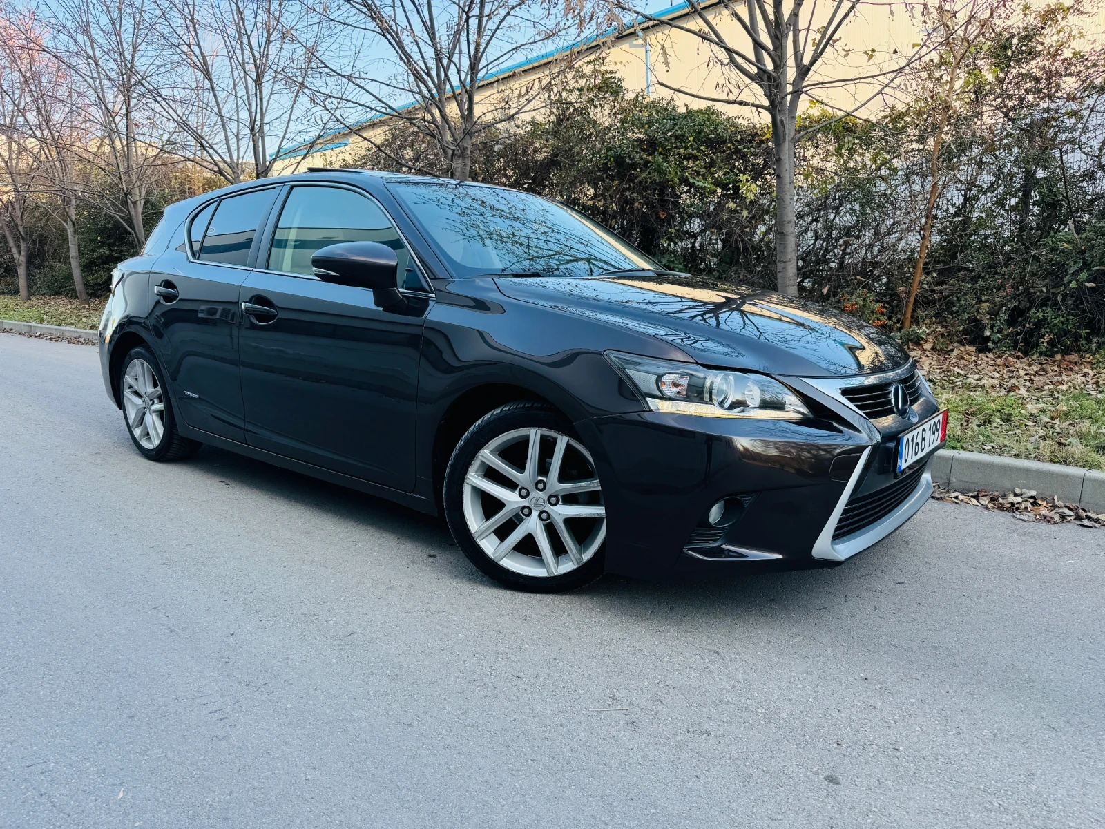Lexus CT 200h Luxury, снимка 1