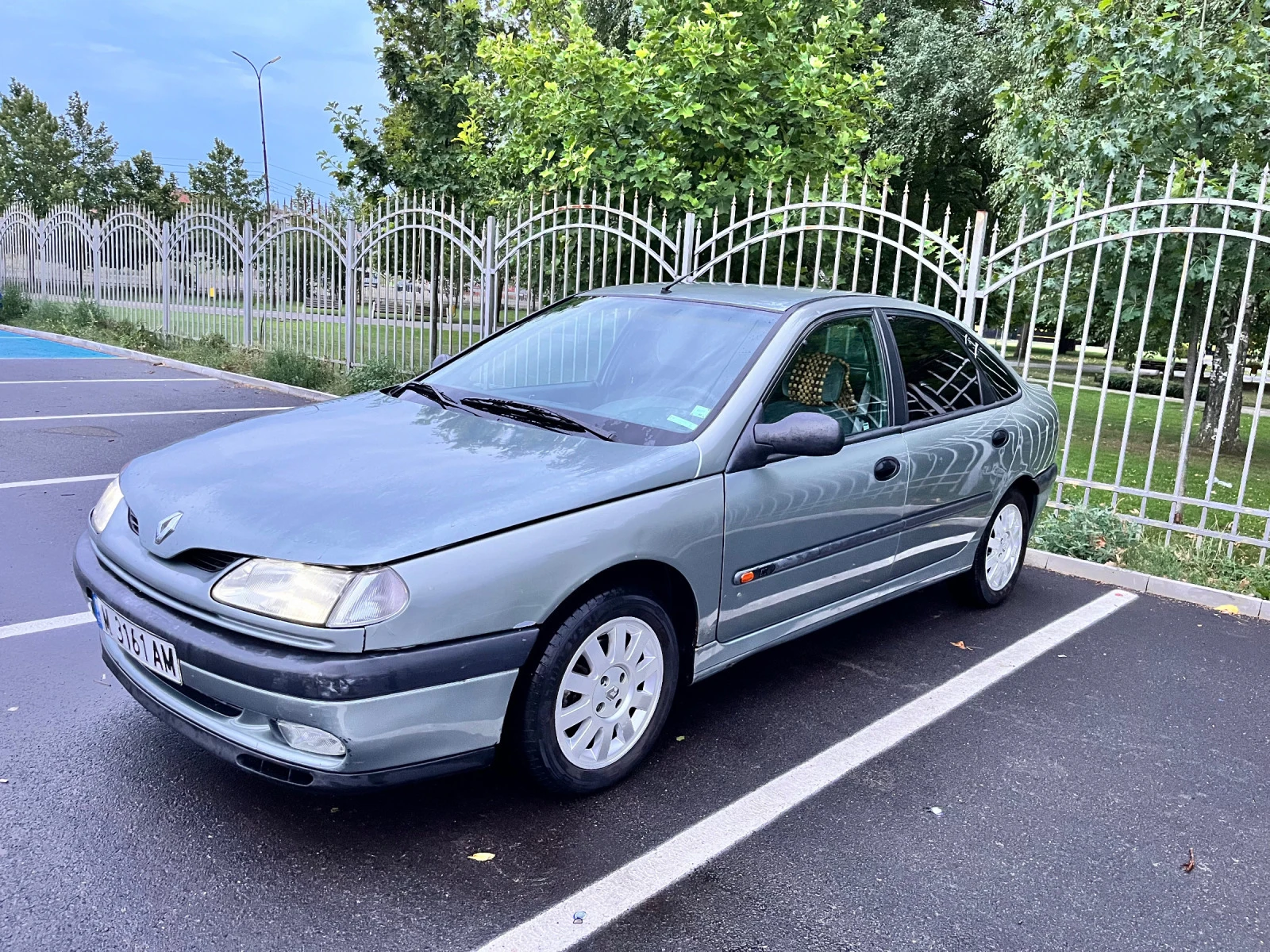 Renault Laguna 1.8i 95 к.с АГУ - изображение 3