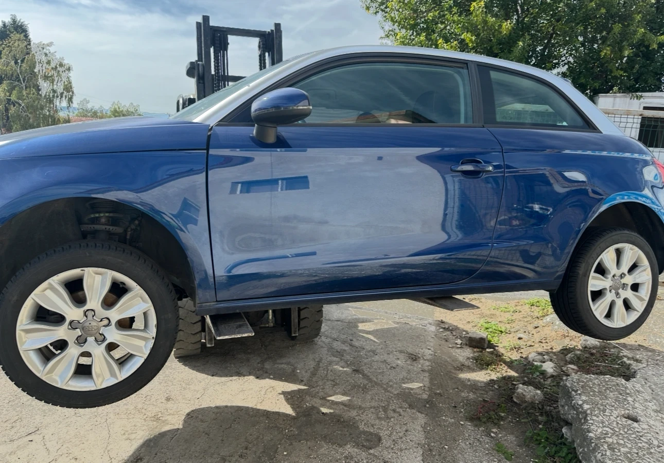 Audi A1 1.6tdi Cay Автомат | Mobile.bg — изображение 14