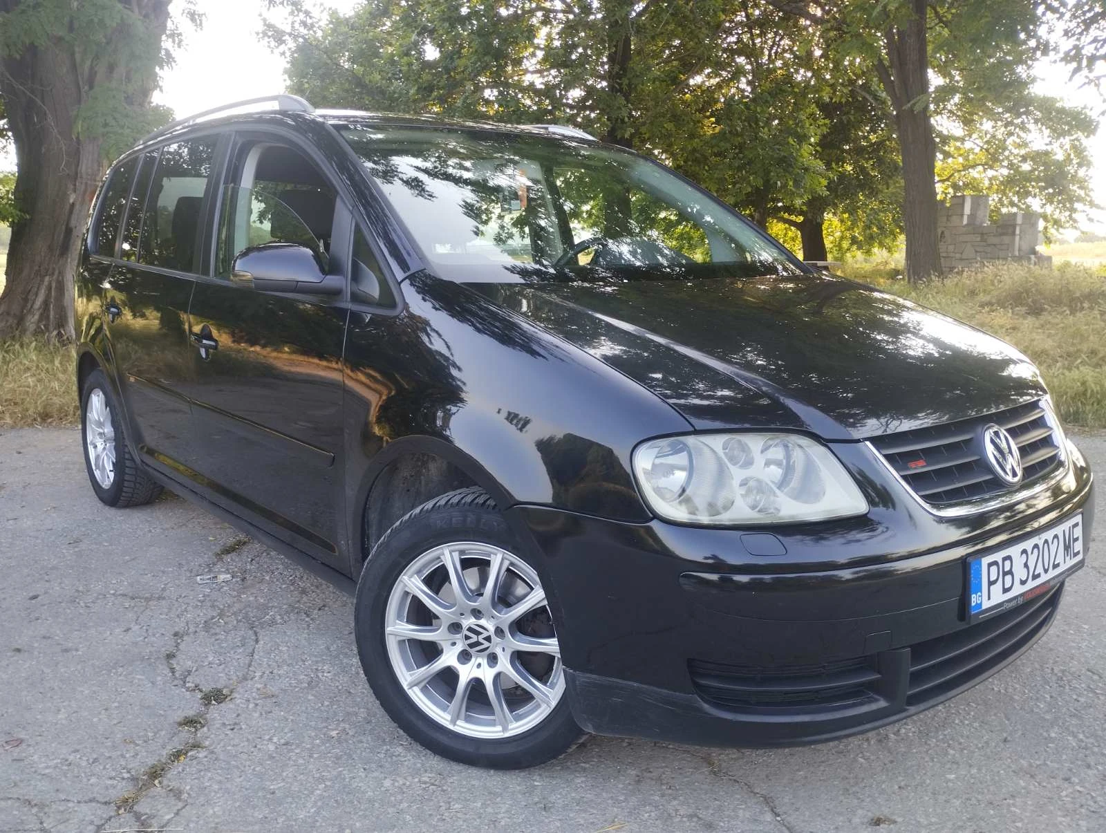 VW Touran 2.0 TDI - изображение 10