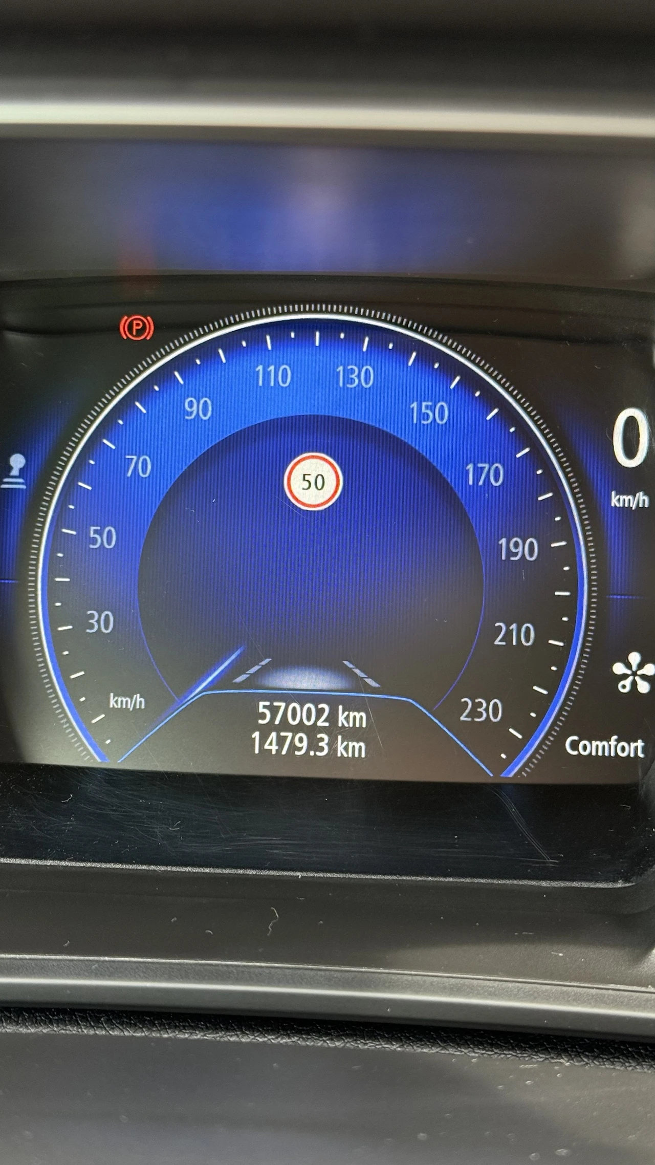 Renault Megane 1.6 DCI - изображение 8