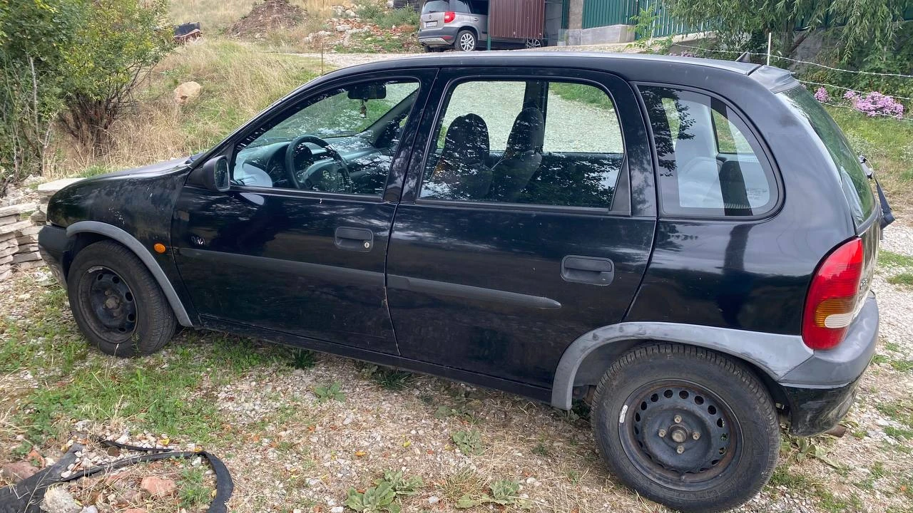 Opel Corsa 1.0 - изображение 2