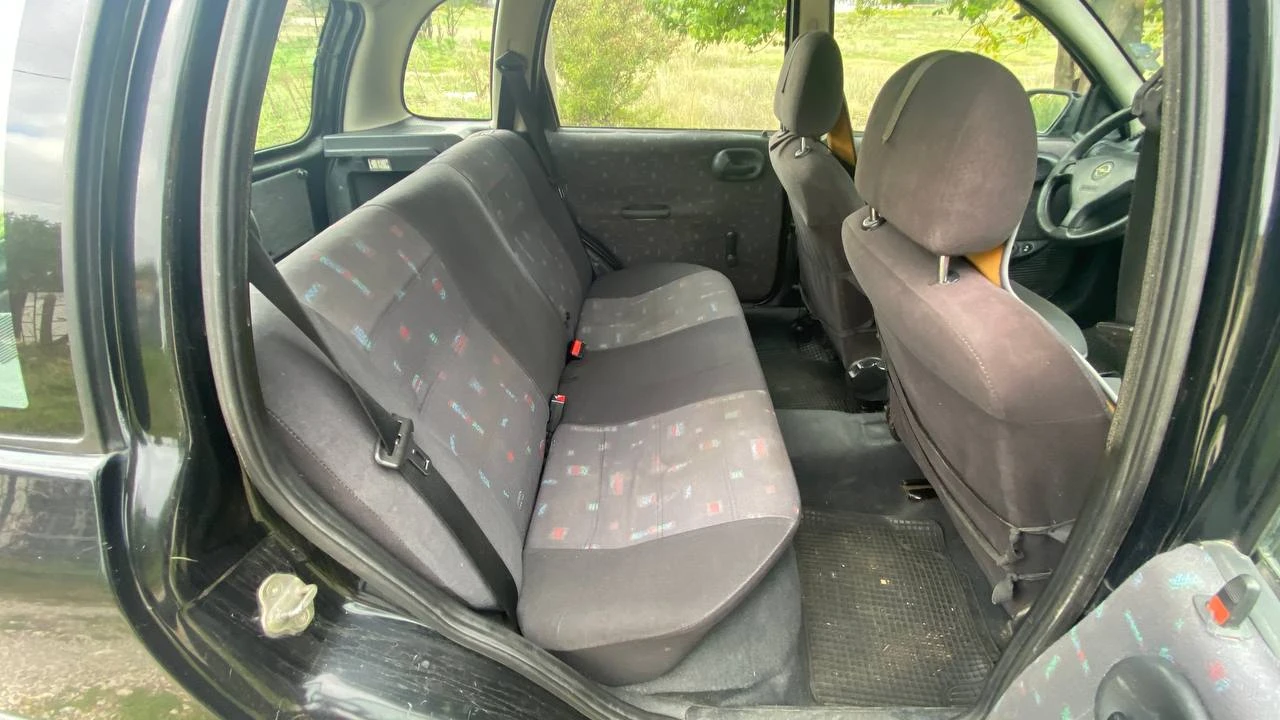 Opel Corsa 1.0 - изображение 9