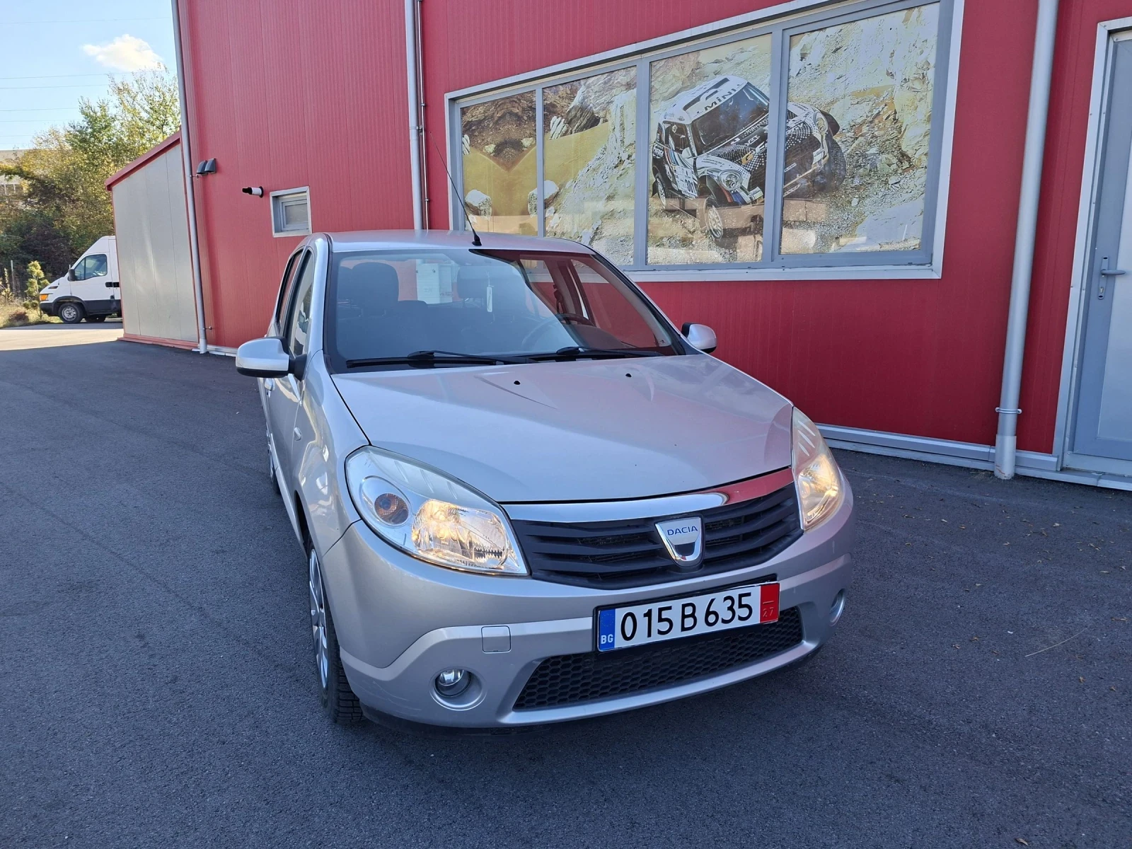 Dacia Sandero 1.4. 16v.бензин | Mobile.bg — изображение 1