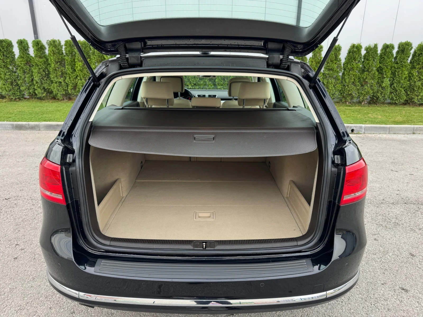 VW Passat 1.6TDI BlueMotion/Регистриран/Обслужен!!! - изображение 8