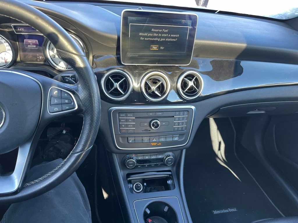 Mercedes-Benz CLA 250 * CARFAX * БЕЗ ПЪРВОНАЧАЛНА ВНОСКА - изображение 9