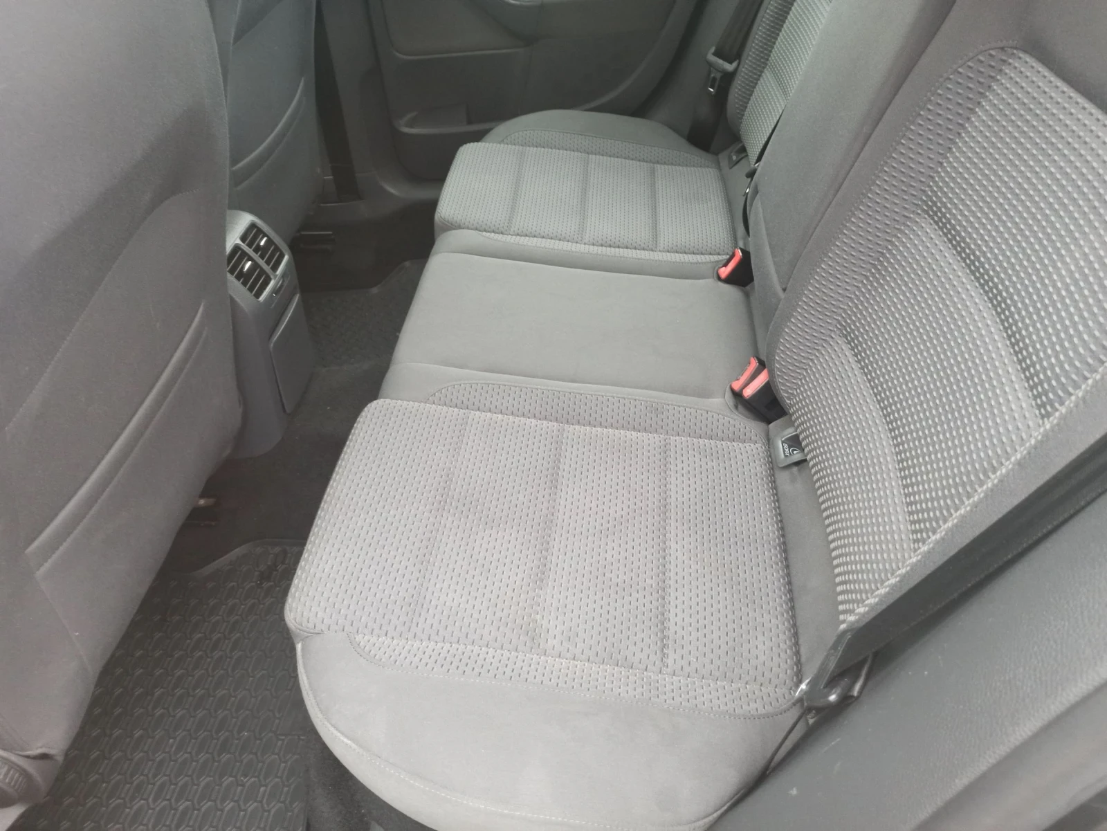 VW Golf 2.0 GT AUTOMAT  - изображение 7