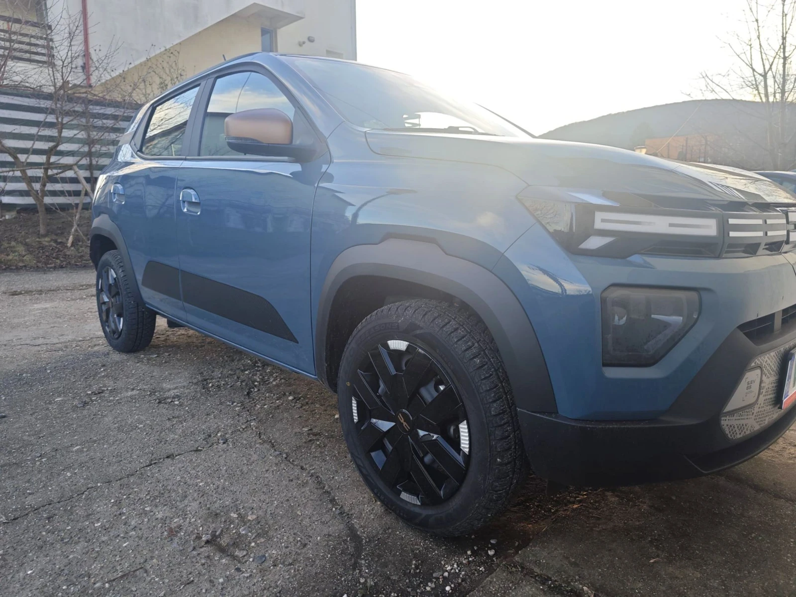 Dacia Spring Extreme 65 k.c. 3600km - изображение 3