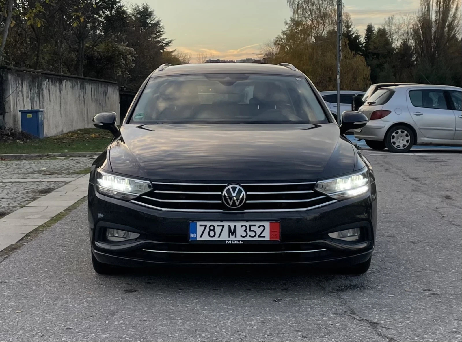 VW Passat 2.0 TDI/150 PS/LED/NAVI/PDC/ACC, снимка 2 - Автомобили и джипове - 53830220