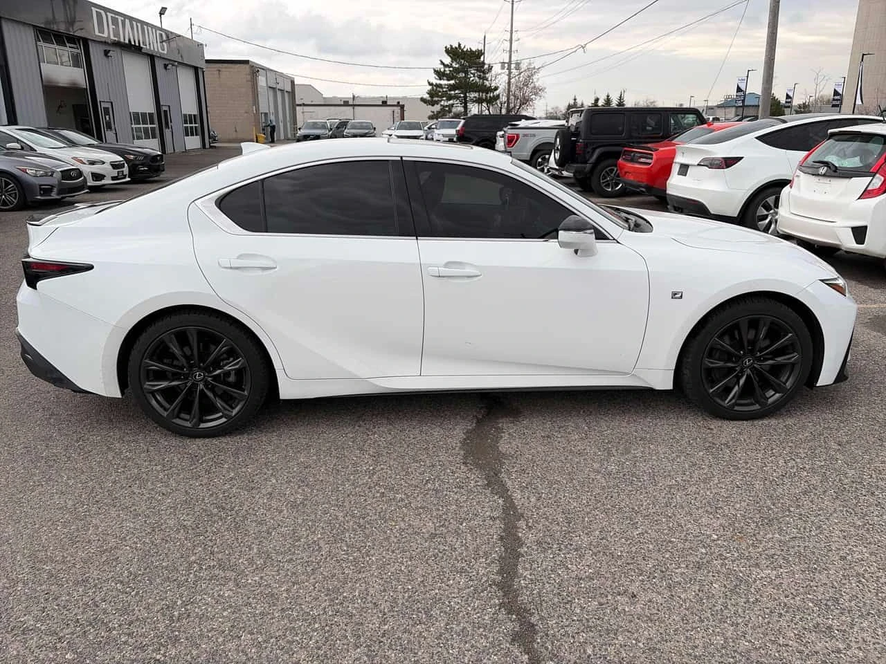 Lexus IS 300 F-SPORT* DISTRONIC* ОБДУХВАНЕ* 360КАМЕРИ* , снимка 3 - Автомобили и джипове - 54222249