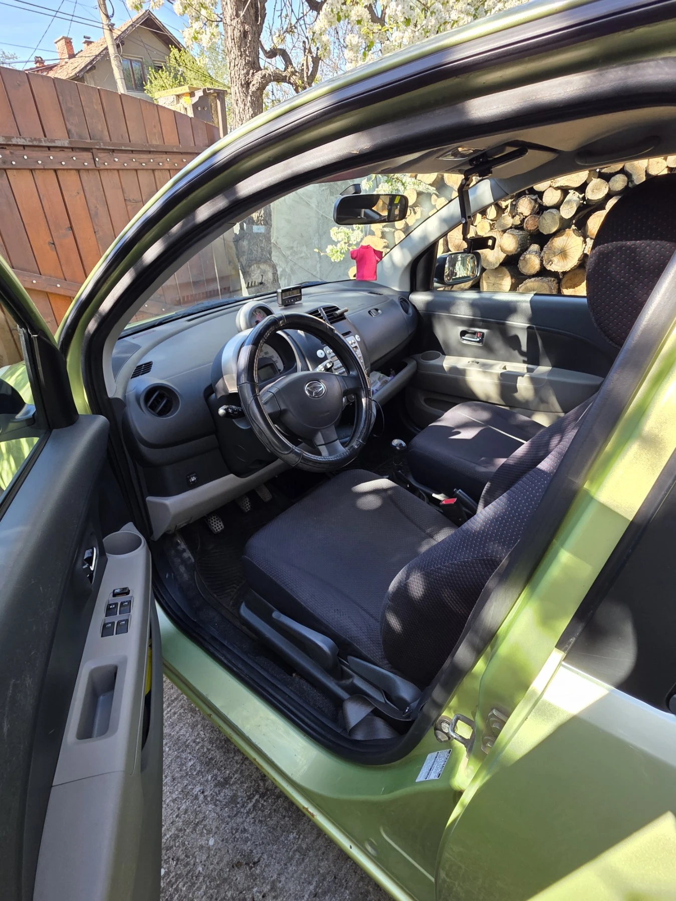Daihatsu Sirion 1.3 бензин / LPG (газ) / 4х4, снимка 7 - Автомобили и джипове - 54245622