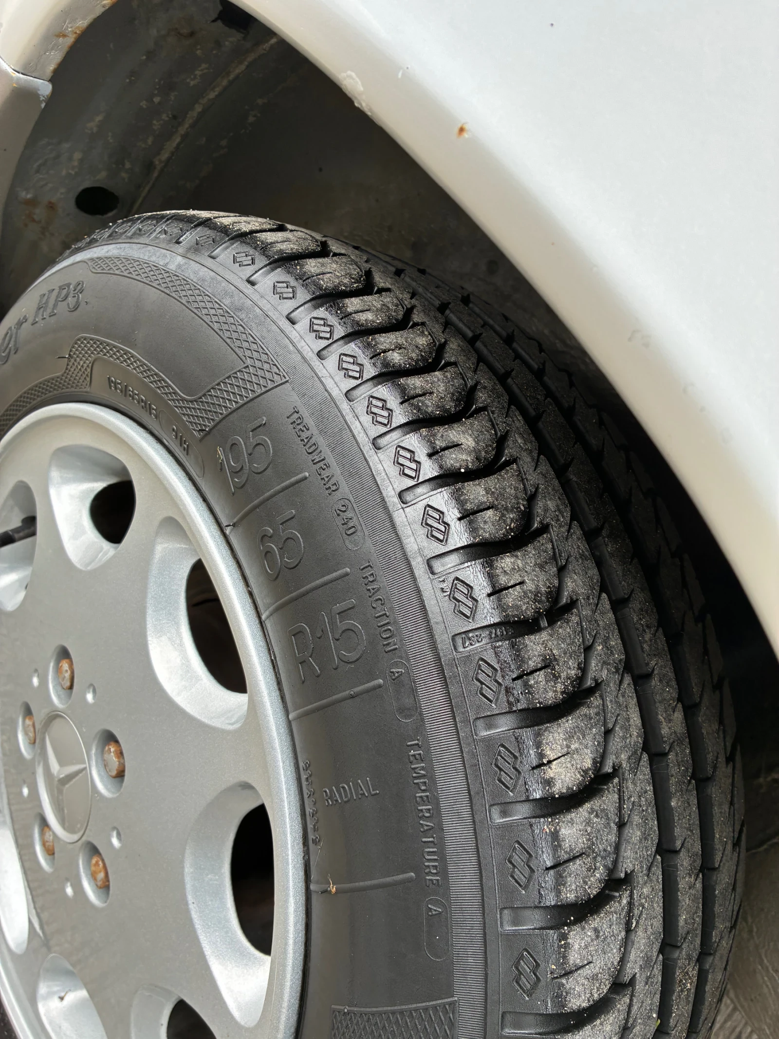 Mercedes-Benz 124, снимка 10 - Автомобили и джипове - 54254223