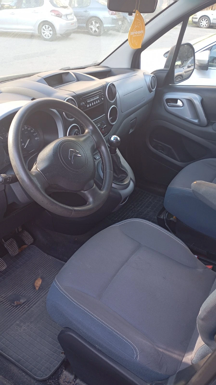 Citroen Berlingo, снимка 5 - Автомобили и джипове - 54584842