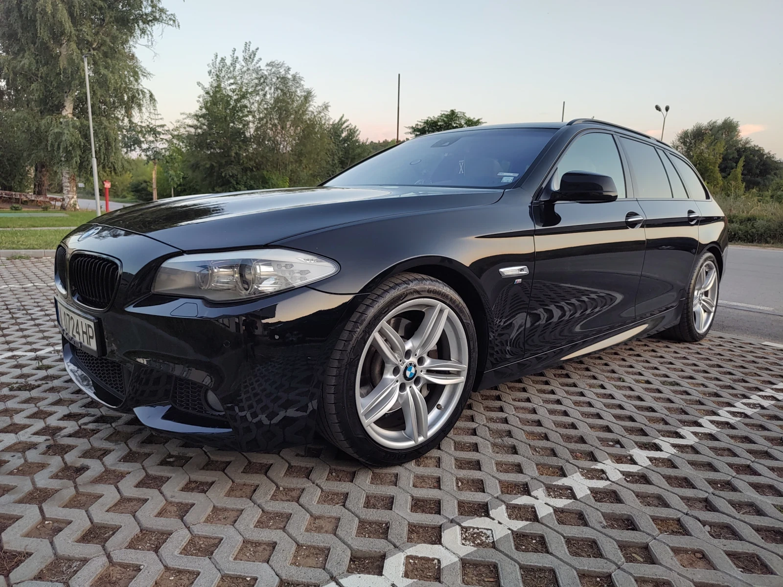 BMW 530 M Sport , снимка 2 - Автомобили и джипове - 54839249