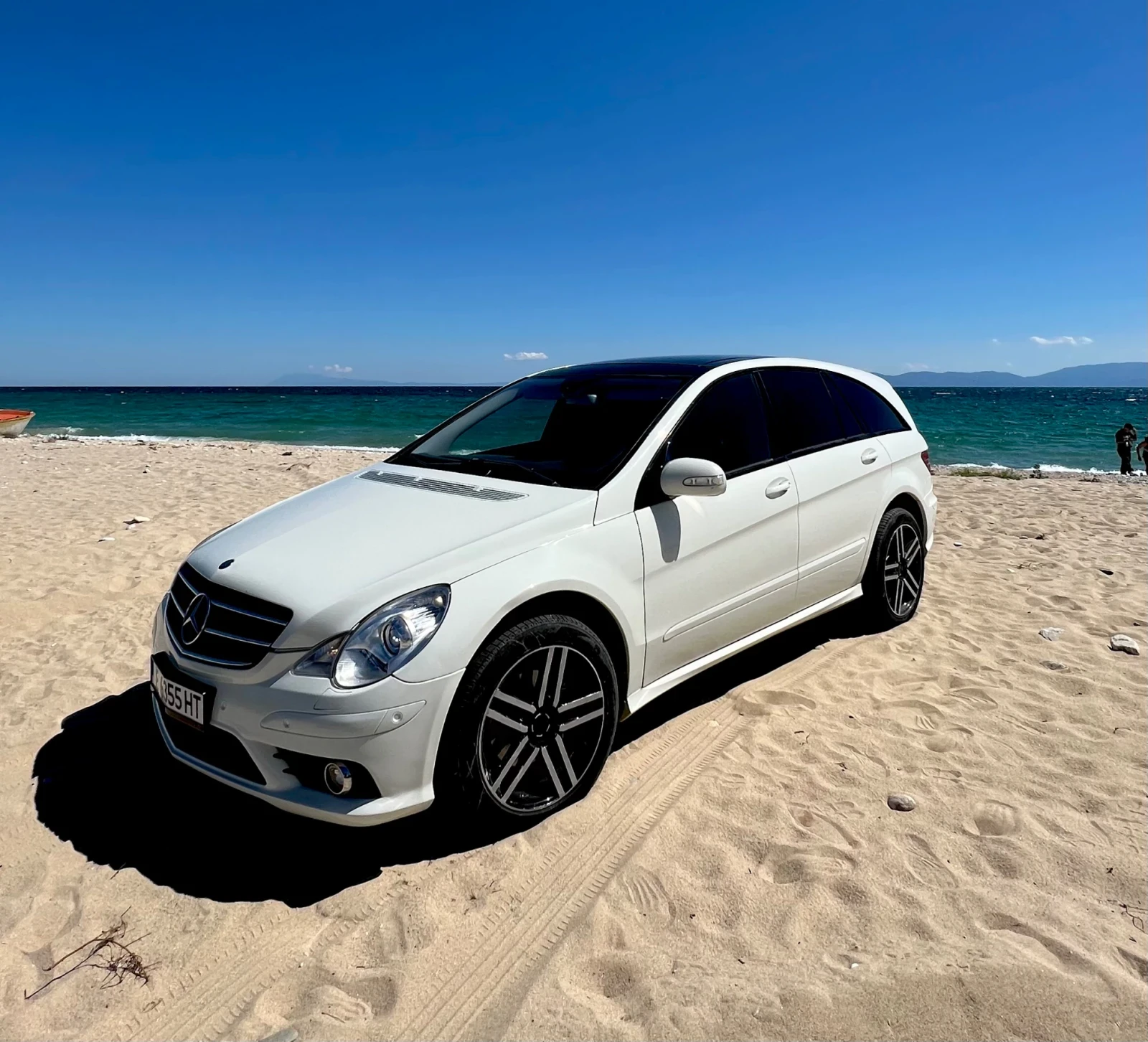 Mercedes-Benz R 320