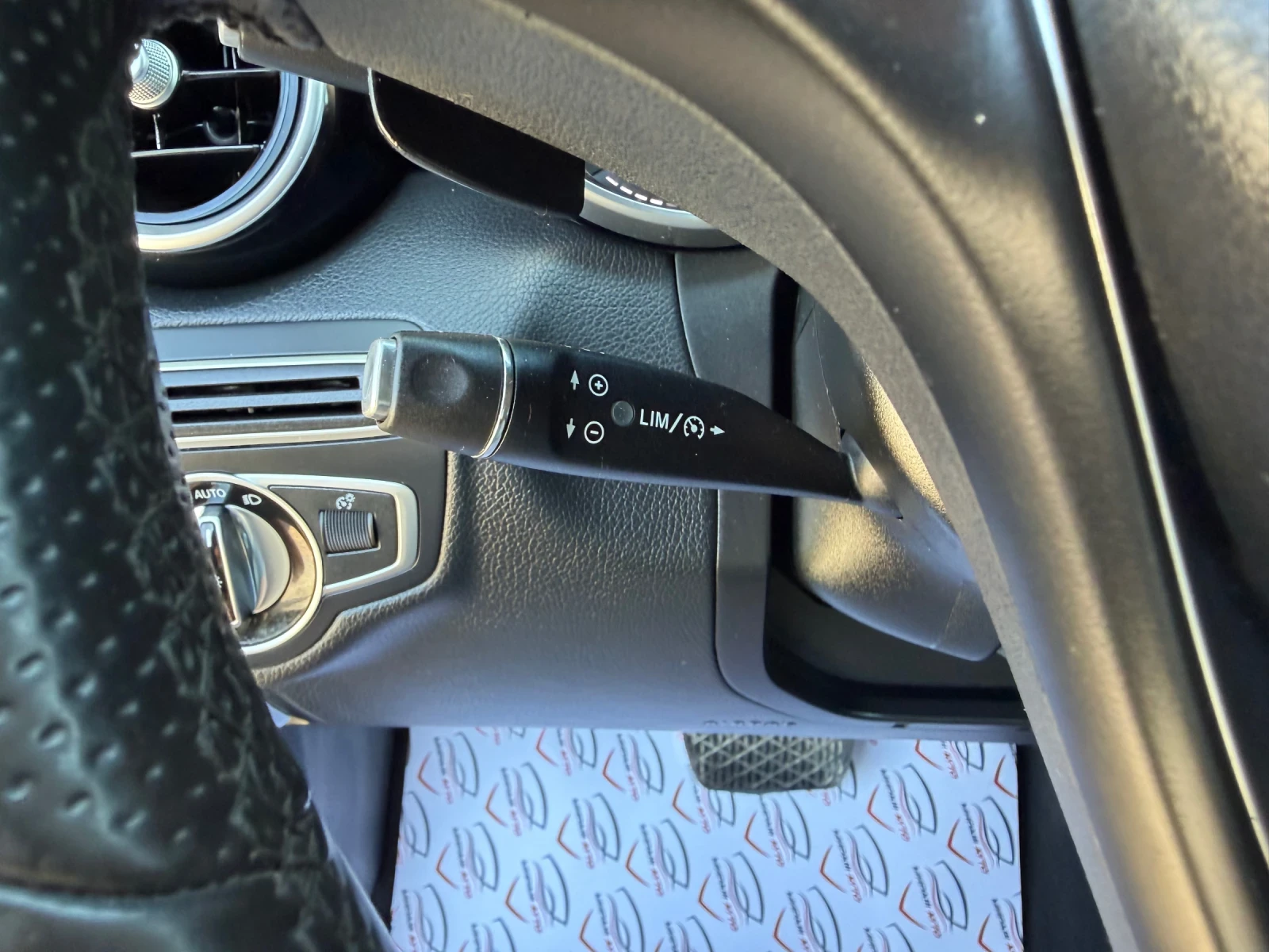 Mercedes-Benz C 250 Optic C63 AMG* 4MATIC* MULIBEAM LED* , снимка 14 - Автомобили и джипове - 55072995