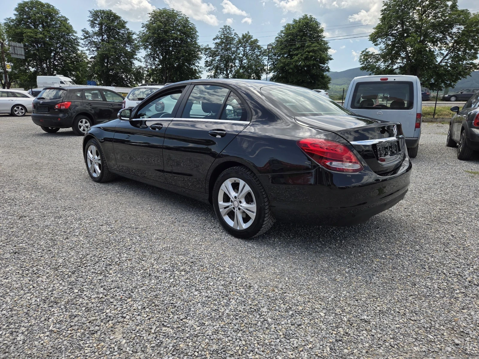 Mercedes-Benz 220 CDI  Bluetec, снимка 4 - Автомобили и джипове - 55101801
