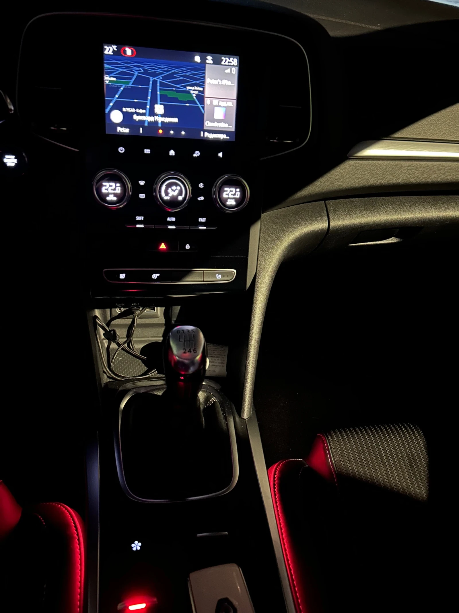 Renault Megane, снимка 11 - Автомобили и джипове - 55245041