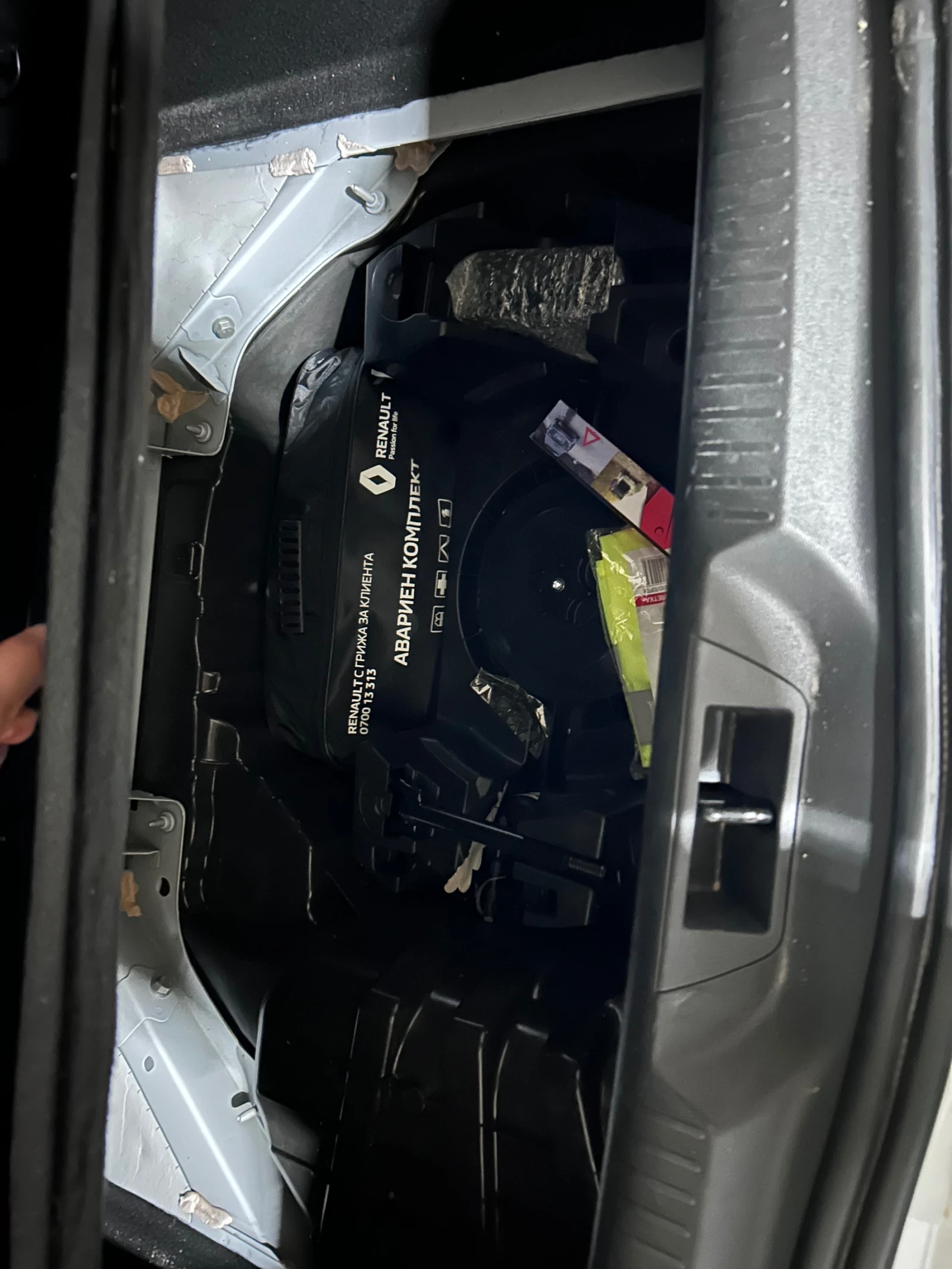 Renault Megane, снимка 15 - Автомобили и джипове - 55245041