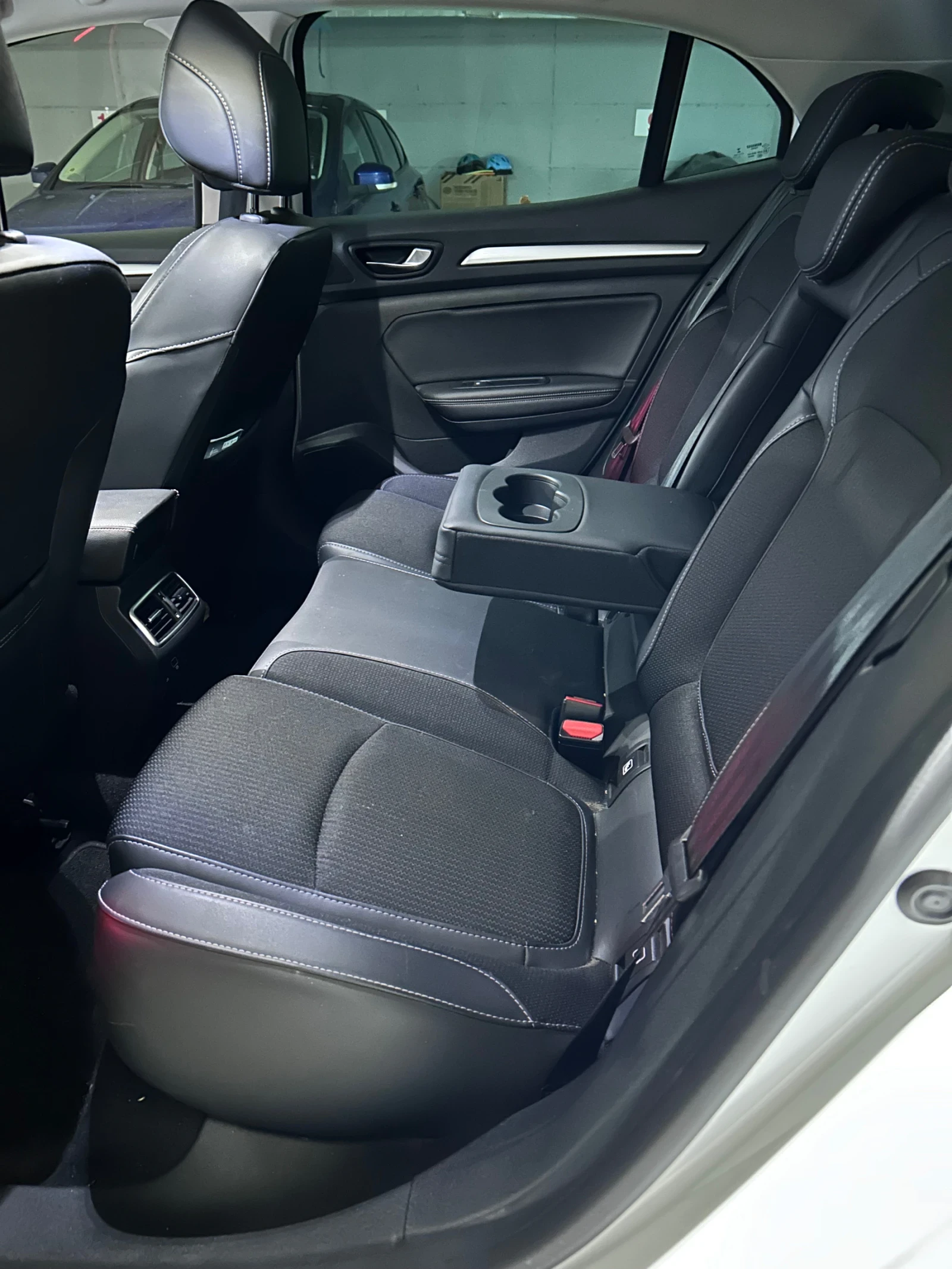 Renault Megane, снимка 7 - Автомобили и джипове - 55245041