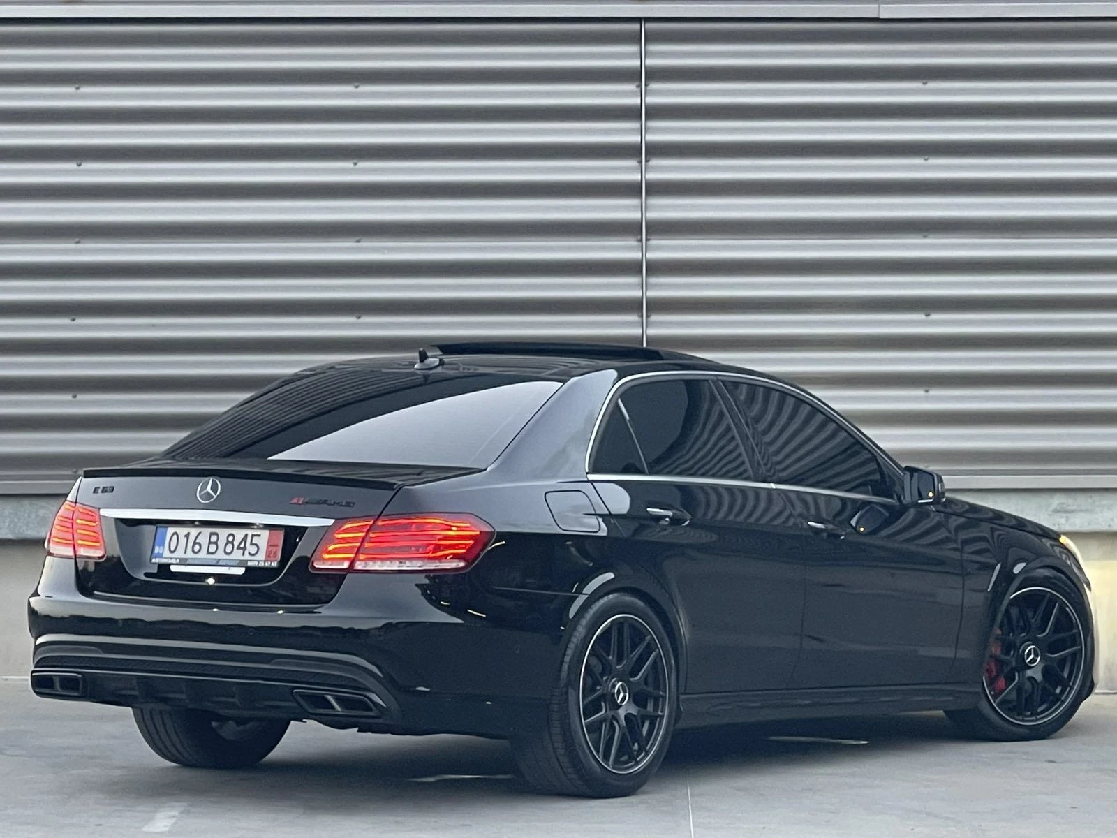 Mercedes-Benz E 63 AMG S ЛИЗИНГ/БАРТЕР, снимка 5 - Автомобили и джипове - 55908394