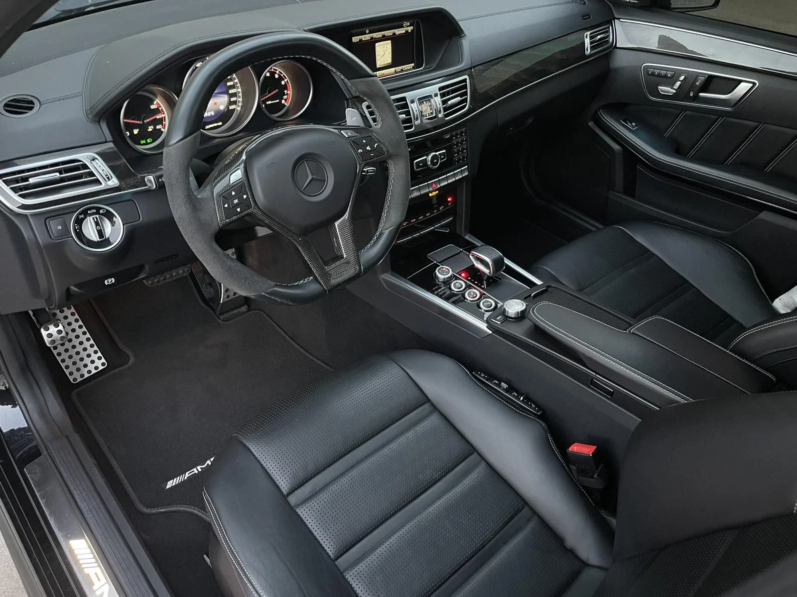 Mercedes-Benz E 63 AMG S ЛИЗИНГ/БАРТЕР, снимка 11 - Автомобили и джипове - 55908394