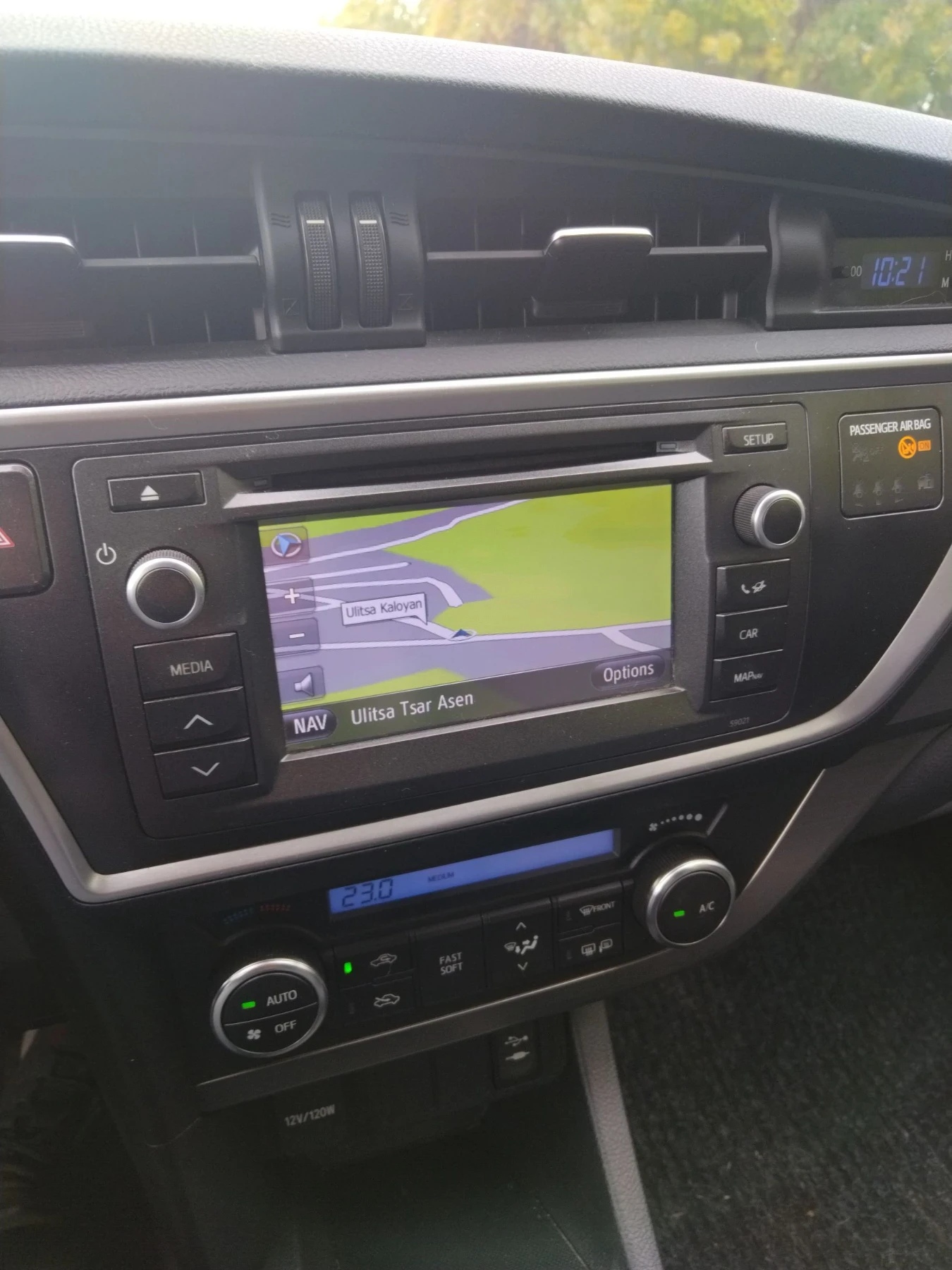 Toyota Auris, снимка 7 - Автомобили и джипове - 56152889