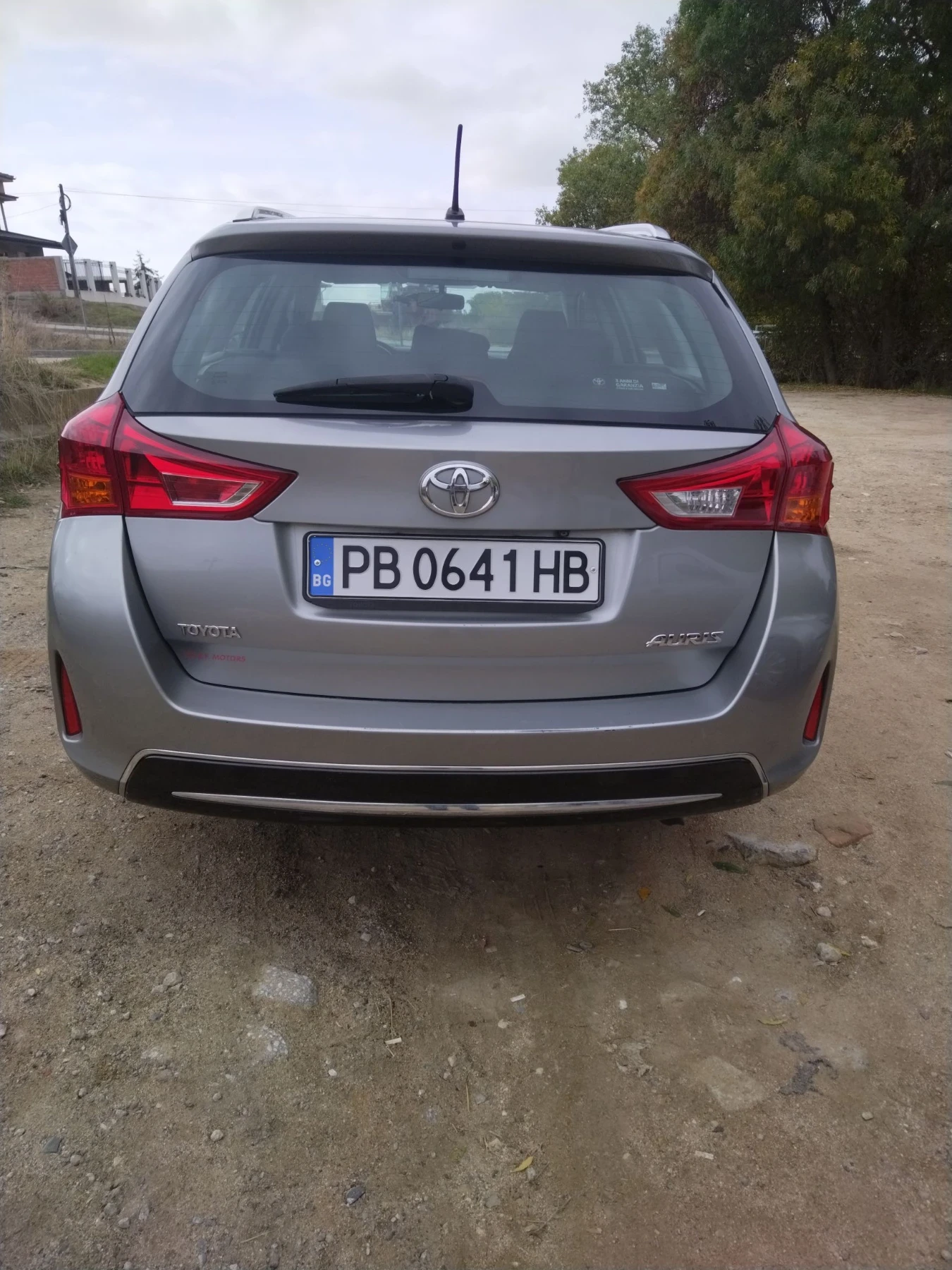 Toyota Auris, снимка 3 - Автомобили и джипове - 56152889
