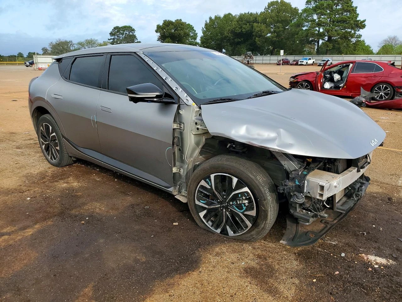 Kia EV6 GT LINE, снимка 4 - Автомобили и джипове - 56611397